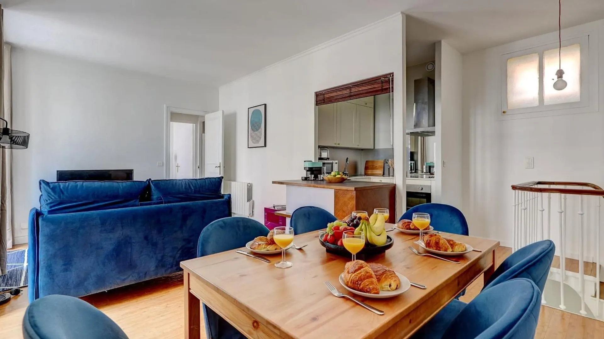 Daire Champs-elysees - 2br With Balcony - Cityapartmentstay Paris